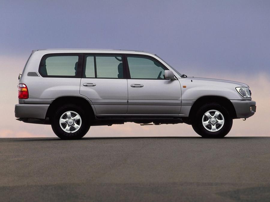  Toyota Land Cruiser 100 VX (J100-101) 1998 года  (фото 35 из 58)